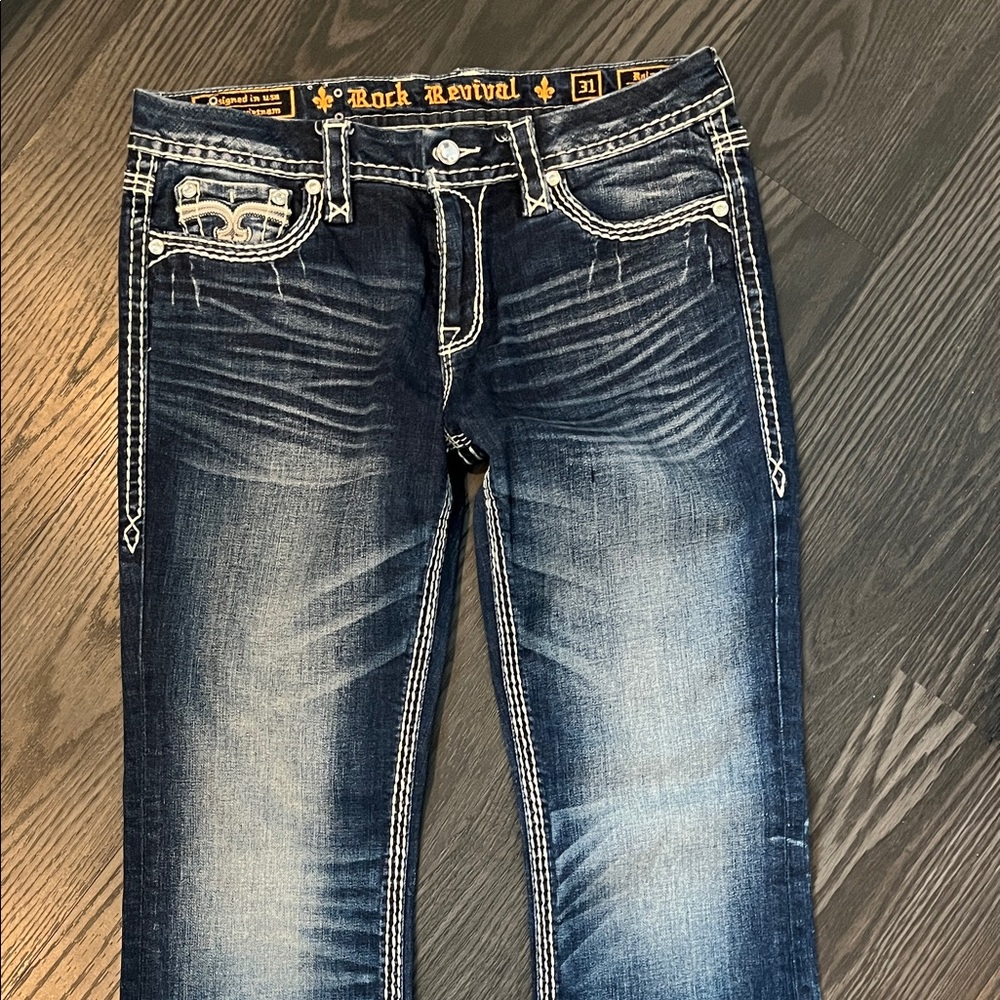 Rock Revival Dark Blue Jeans with White Stitching Mid Rise,Boot sz 31 inseam 30